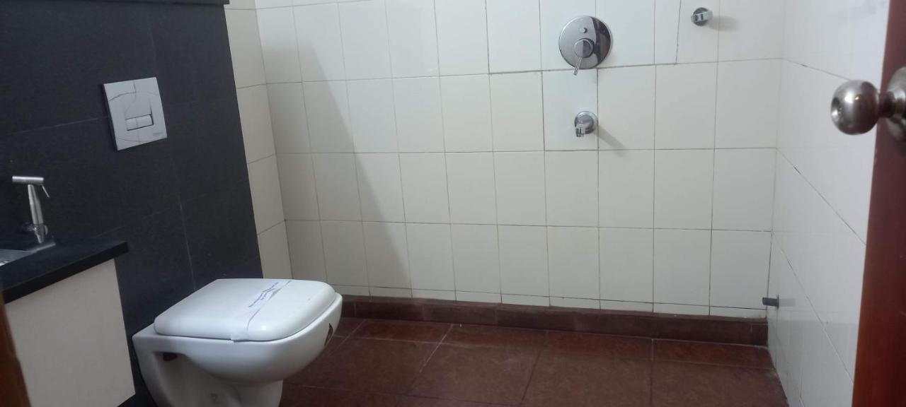 Hazmi Inn Perintalmanna Екстериор снимка