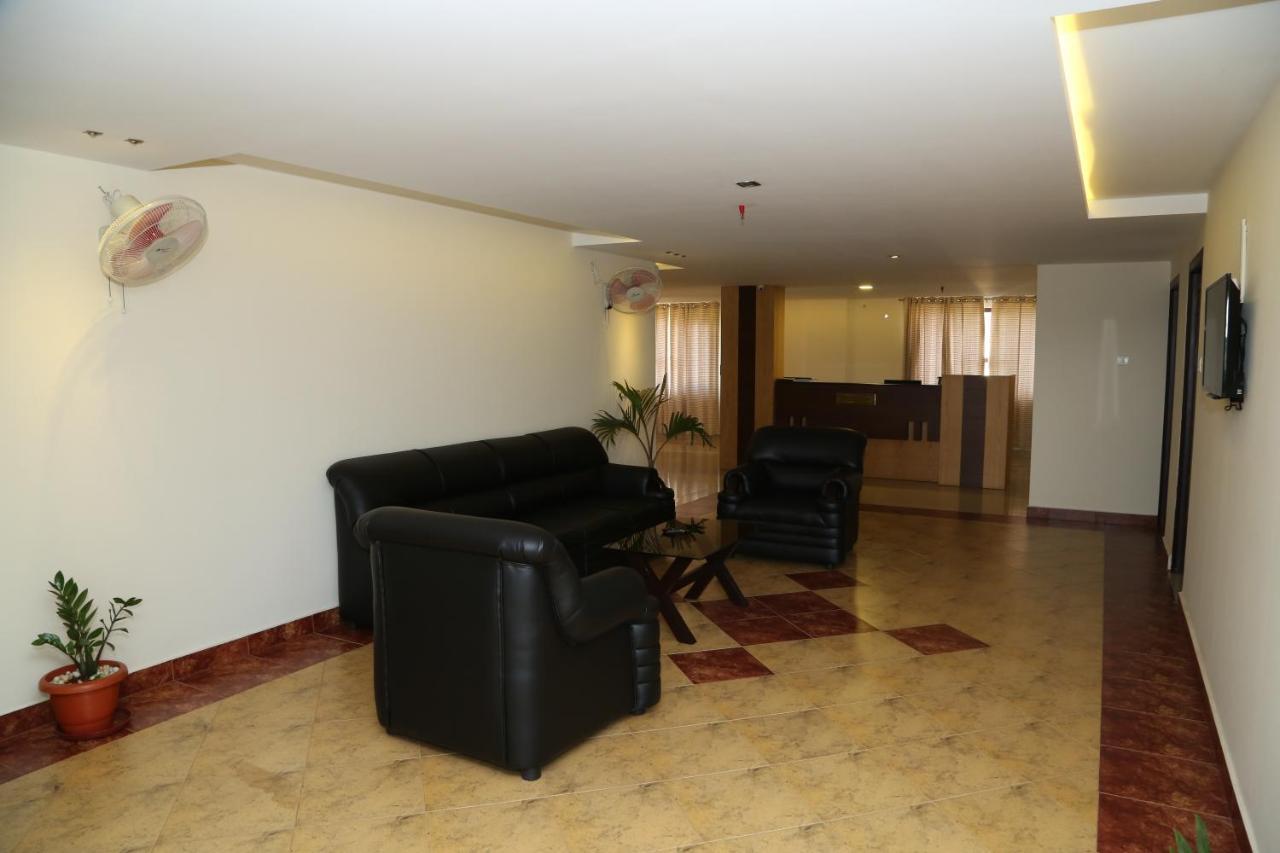 Hazmi Inn Perintalmanna Екстериор снимка